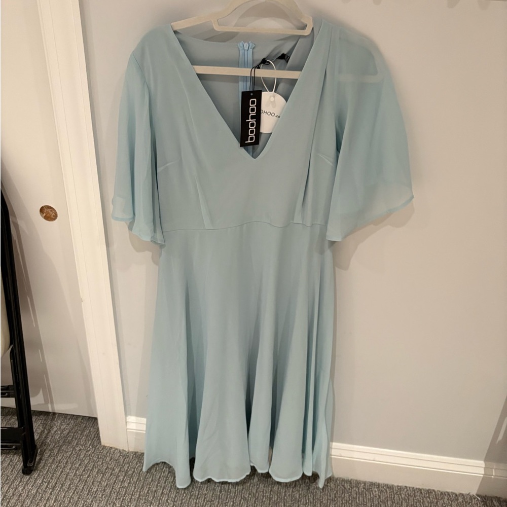 Boohoo Chiffon Angel Sleeve Midi Skater Bridesmaid Dress